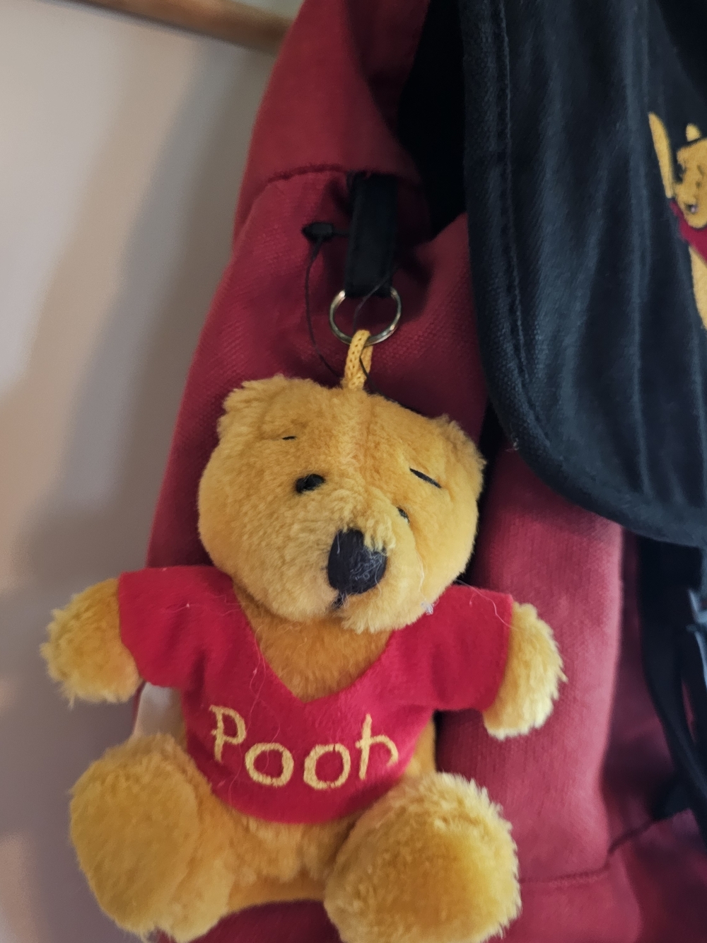 Winnie the Pooh Red Canvas Backpack with Pooh Plush Charm Y2K Vintage - Picture 2 of 8